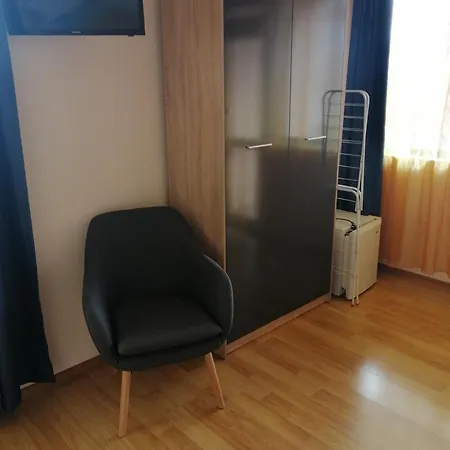 дом апостолови Casa de hóspedes *
