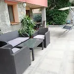 дом апостолови בית הארחה